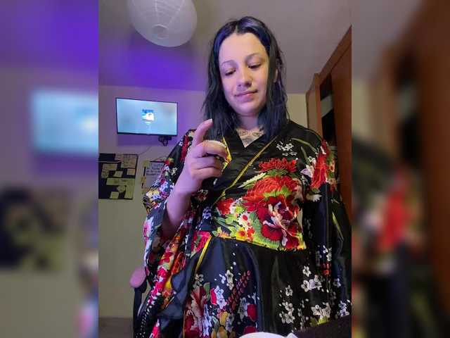 Zrzuty ekranu transmisji Lucybluish