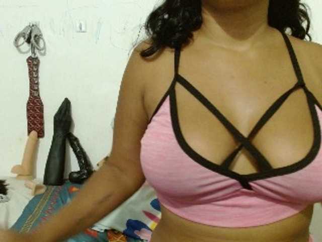 Zrzuty ekranu transmisji lucyfer26girl
