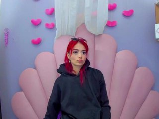 Erotyczny czat wideo LUCY_MILLER