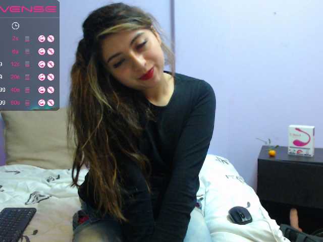 Zrzuty ekranu transmisji LucySmith