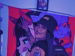 Erotyczny czat wideo LUNA-BLAZE12
