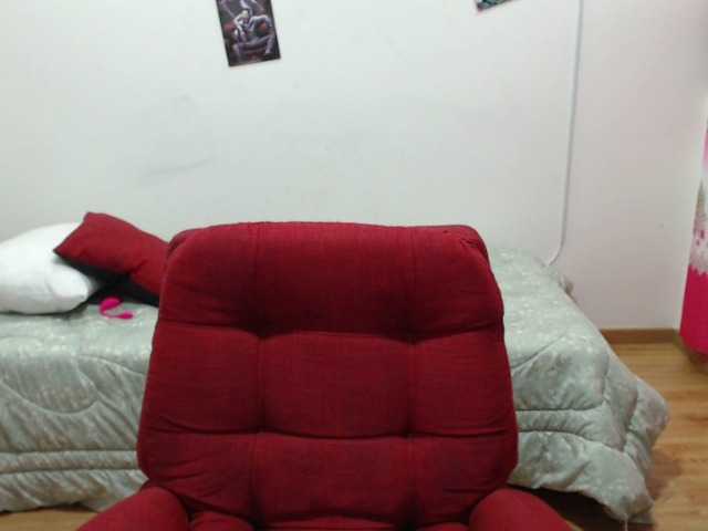 Zrzuty ekranu transmisji lunaqueen1