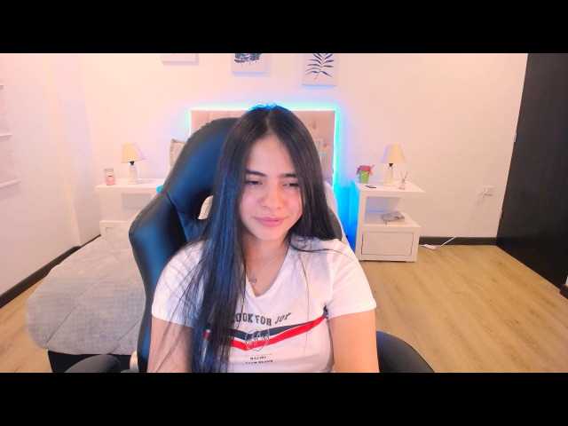 Zrzuty ekranu transmisji MacaCambridge