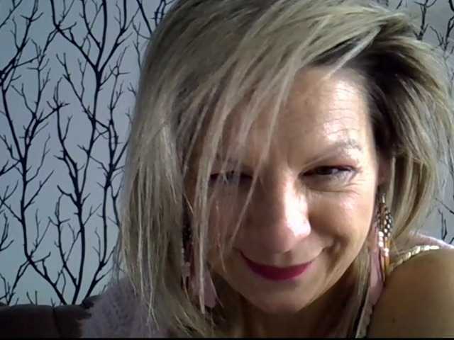 Zdjęcia madameSophie lets entertain each other ;) joi, cbt, cei, sph, domination, roleplays, dirty talk