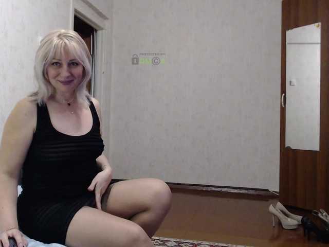 Zdjęcia MadinaLyubava hello! I do not undress in chat, spy, private - only in underwear, there is no full private, I do not fuck with a dildo, I do not undress completely, I do not show my face in personalrequests without tokens - banI'll kick the silent one out