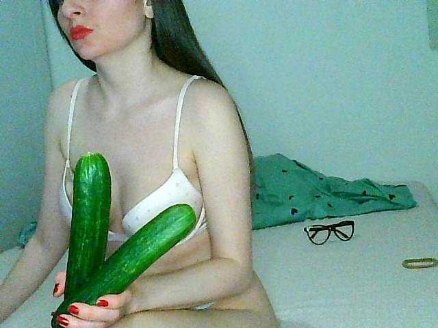 Zdjęcia MagalitaAx go pvt ! i not like free chat!!! all for u in show!! cucumbers will play too