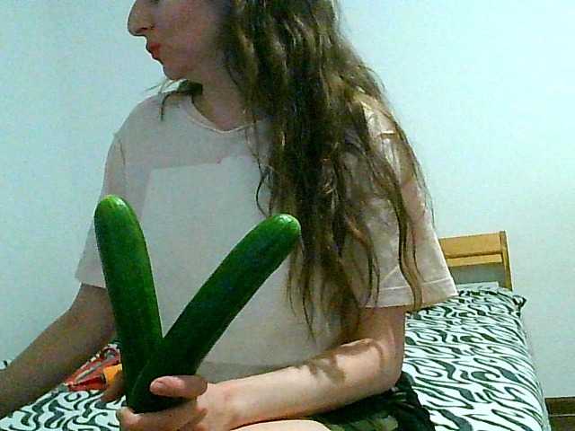 Zdjęcia MagalitaAx go pvt ! i not like free chat!!! all for u in show!! cucumbers will play too