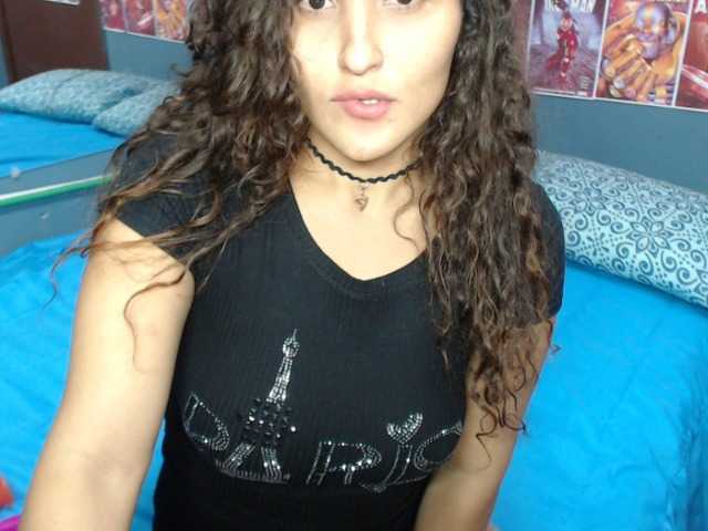 Zrzuty ekranu transmisji MaiaHott