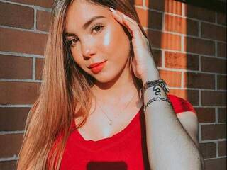 Erotyczny czat wideo Mamicat20