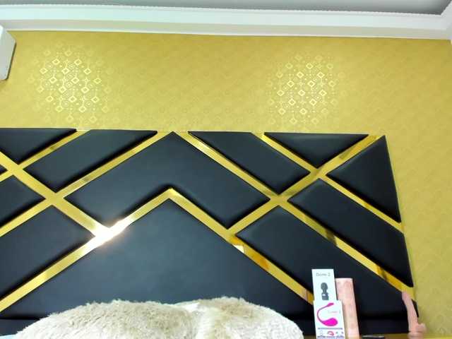 Zrzuty ekranu transmisji ManuelaBaez