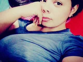 Erotyczny czat wideo MarieMoore