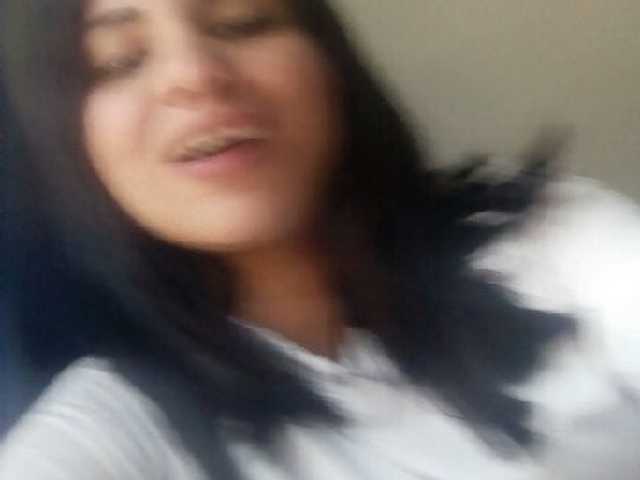 Zrzuty ekranu transmisji MariposaBlack