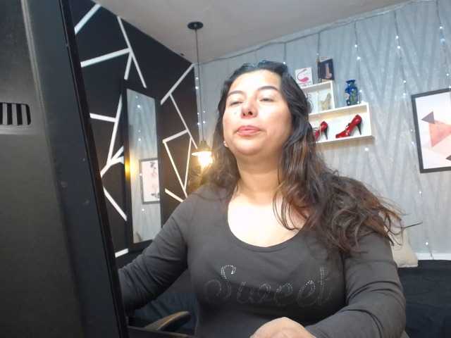Zdjęcia Maryc01 we #new guys!!! come on let's go #cum thogether!!! GOAL CUM! #latina #couple