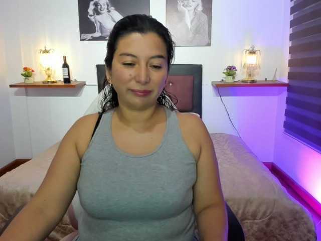Zdjęcia Maryc01 we #new guys!!! come on let's go #cum thogether!!! GOAL CUM! #latina #couple