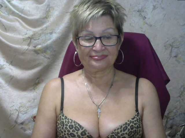 Zdjęcia MatureLissa Who wants to see mature pussy ? pls for @total English and German