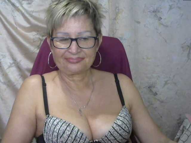 Zdjęcia MatureLissa Who wants to see mature pussy ? pls for @total English and German