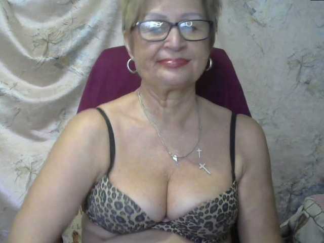 Zdjęcia MatureLissa Who wants to see mature pussy ? pls for @total English and German