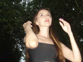 Erotyczny czat wideo May-Rose