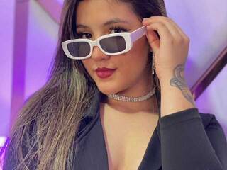 Erotyczny czat wideo Maya-Foxx1