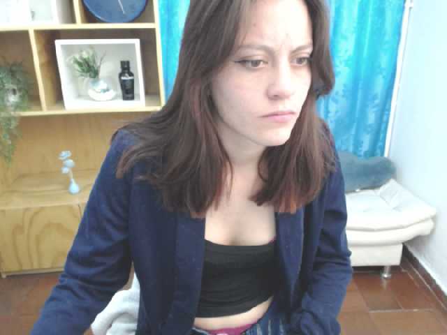 Zrzuty ekranu transmisji Mayralee20