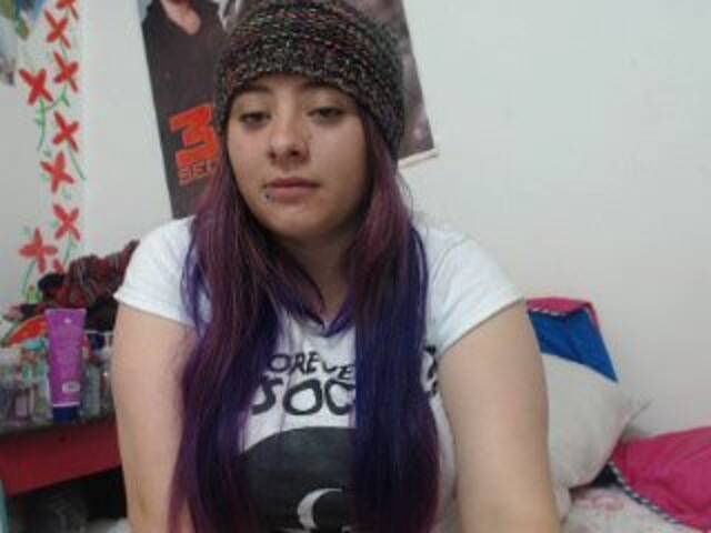 Zrzuty ekranu transmisji Megancandysex