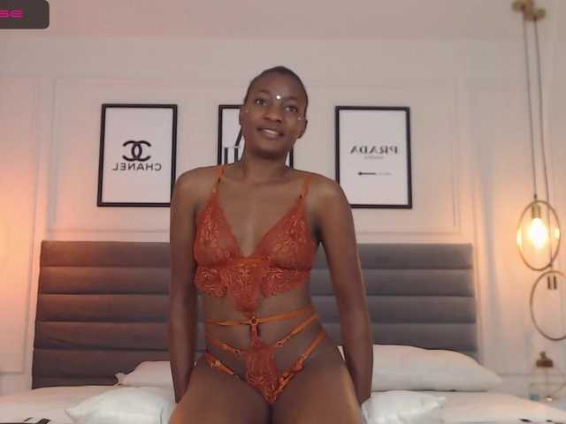 Zrzuty ekranu transmisji MeganHart