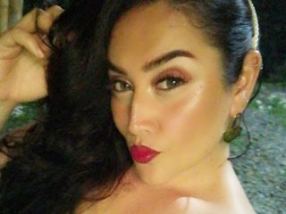 Erotyczny czat wideo MeganHotCurvy