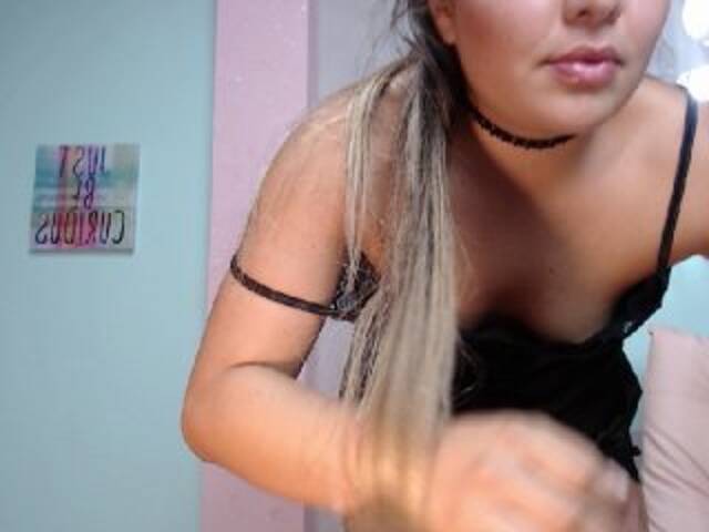 Zrzuty ekranu transmisji MeganJacobs