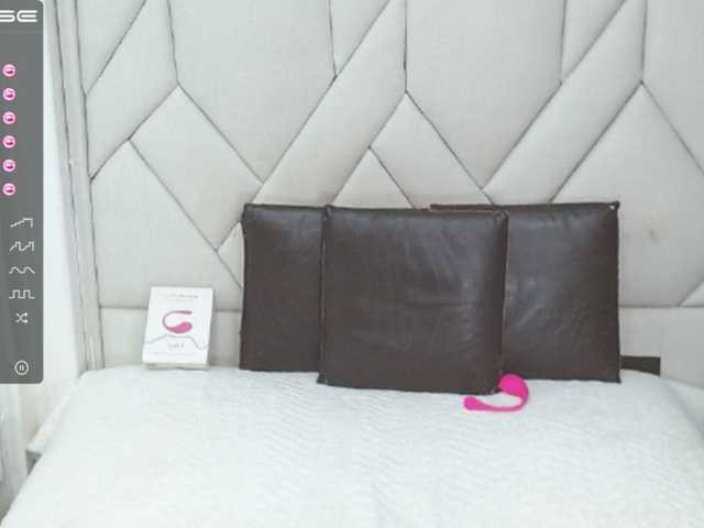 Zrzuty ekranu transmisji melanybusty