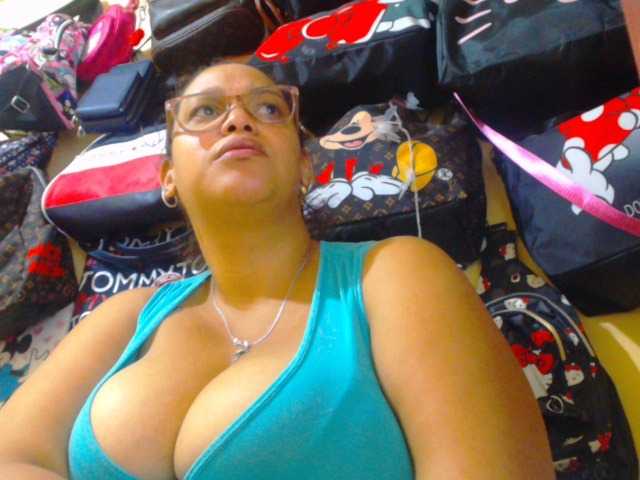 Zrzuty ekranu transmisji Zafiro-Shanel