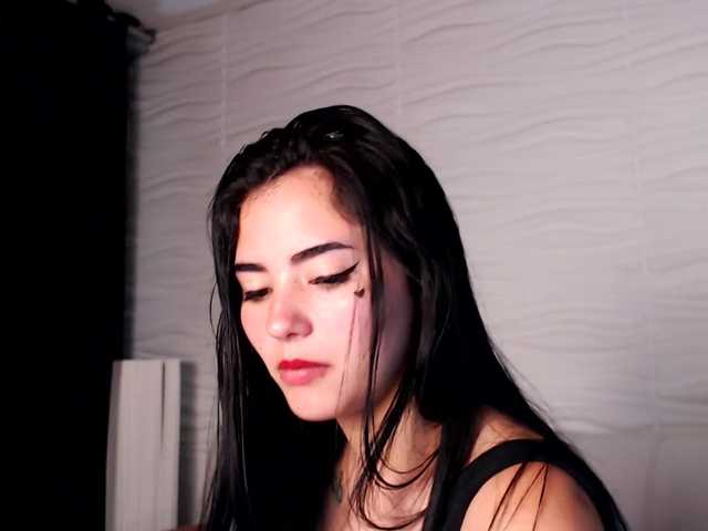 Zrzuty ekranu transmisji MeliMartinez