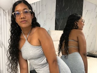 Erotyczny czat wideo Melody-Miller