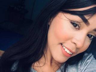 Erotyczny czat wideo mely-milu