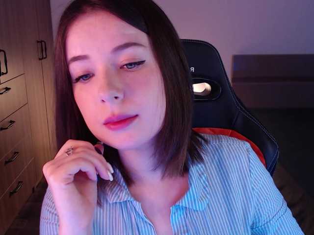 Zdjęcia Meosha Hi) Only group chat or full private chat. Lovense off