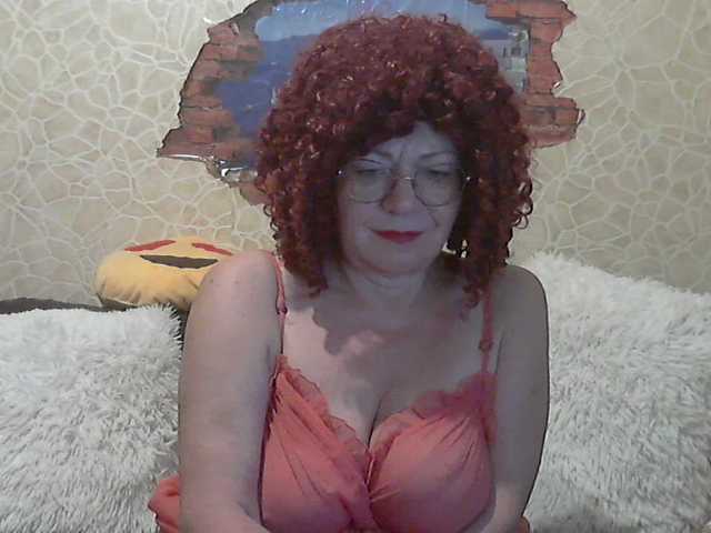 Zdjęcia MerryBerry7 ass 20 boobs 30 pussy 80 all naked 120 open cam