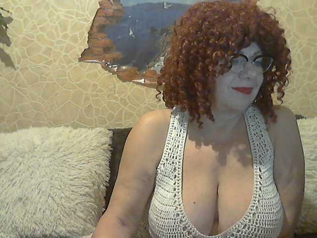 Zdjęcia MerryBerry7 ass 20 boobs 30 pussy 80 all naked 120 open cam