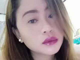 Erotyczny czat wideo Messycel