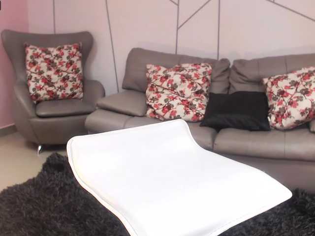 Zrzuty ekranu transmisji MiaaDavis