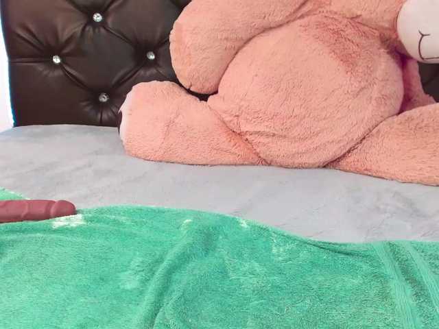 Zrzuty ekranu transmisji MiaaDavis