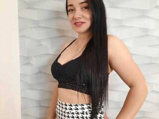 Erotyczny czat wideo MiaDaigle