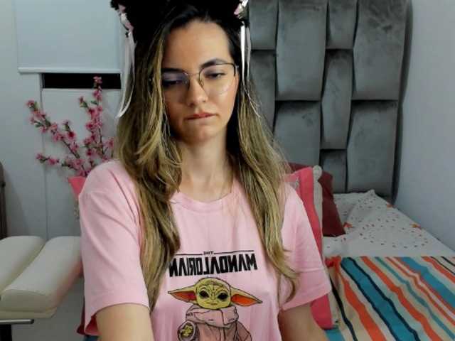 Zdjęcia miah-baby Hey, Make me Moan and Cum! PM 6 TK #hairypussy #teen #baby #daddy @remain to goal