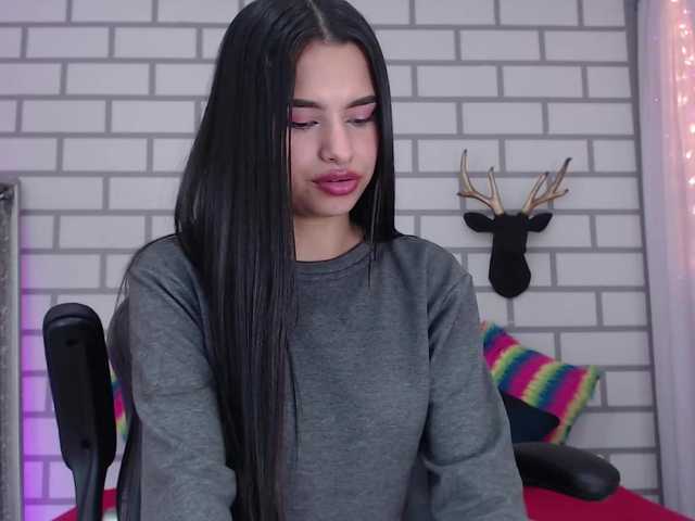 Zrzuty ekranu transmisji Miaharperr