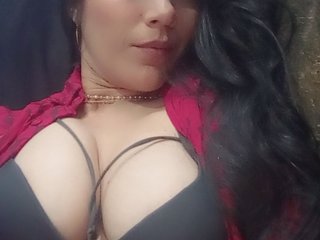Erotyczny czat wideo Miahernandez1