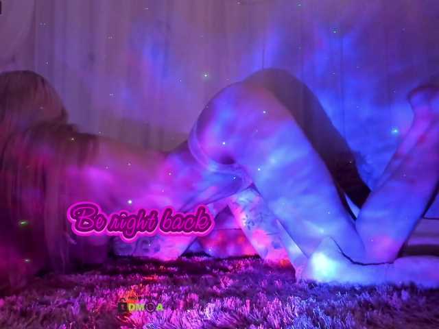 Zrzuty ekranu transmisji Mia_Milasheva