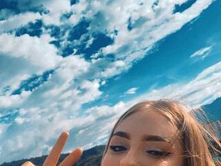 Erotyczny czat wideo MicaelaSmith