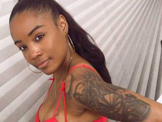 Erotyczny czat wideo michellEevans