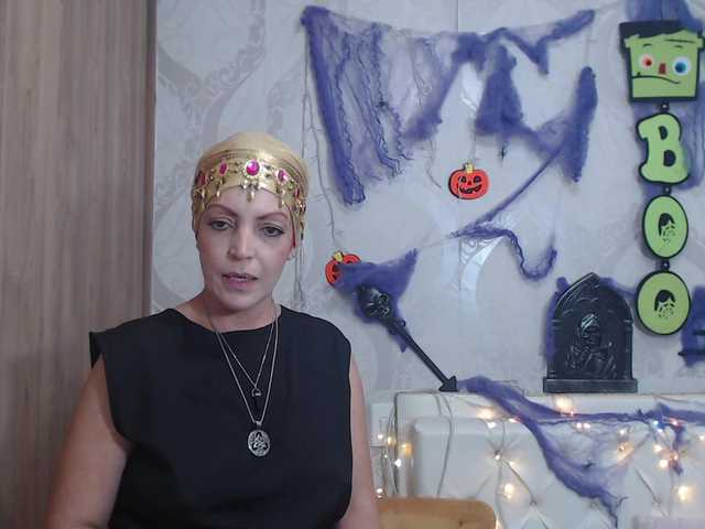 Zrzuty ekranu transmisji mijal-queen