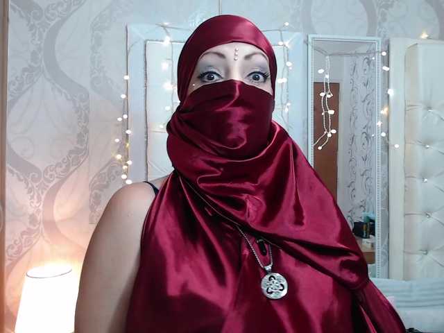 Zrzuty ekranu transmisji mijal-queen