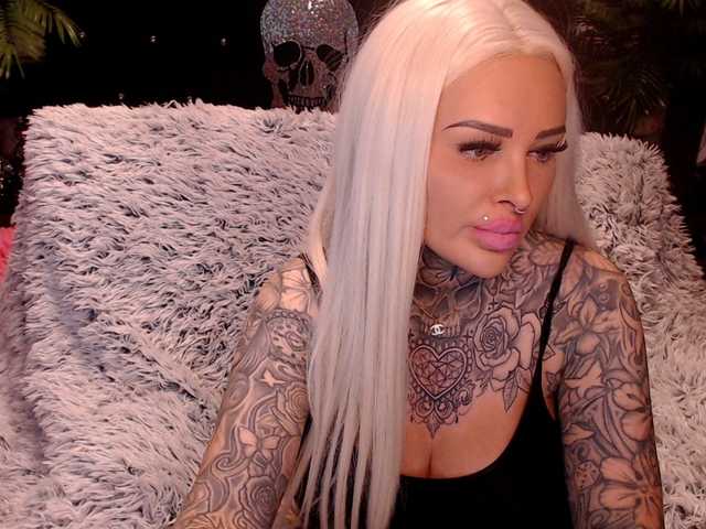 Zdjęcia MilaElaine Lets have fun! Private chat is always open!