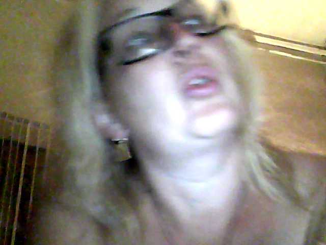 Zrzuty ekranu transmisji milasexy18